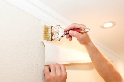 Pose de papier peint à Beleymas — revêtements muraux et toiles de verre